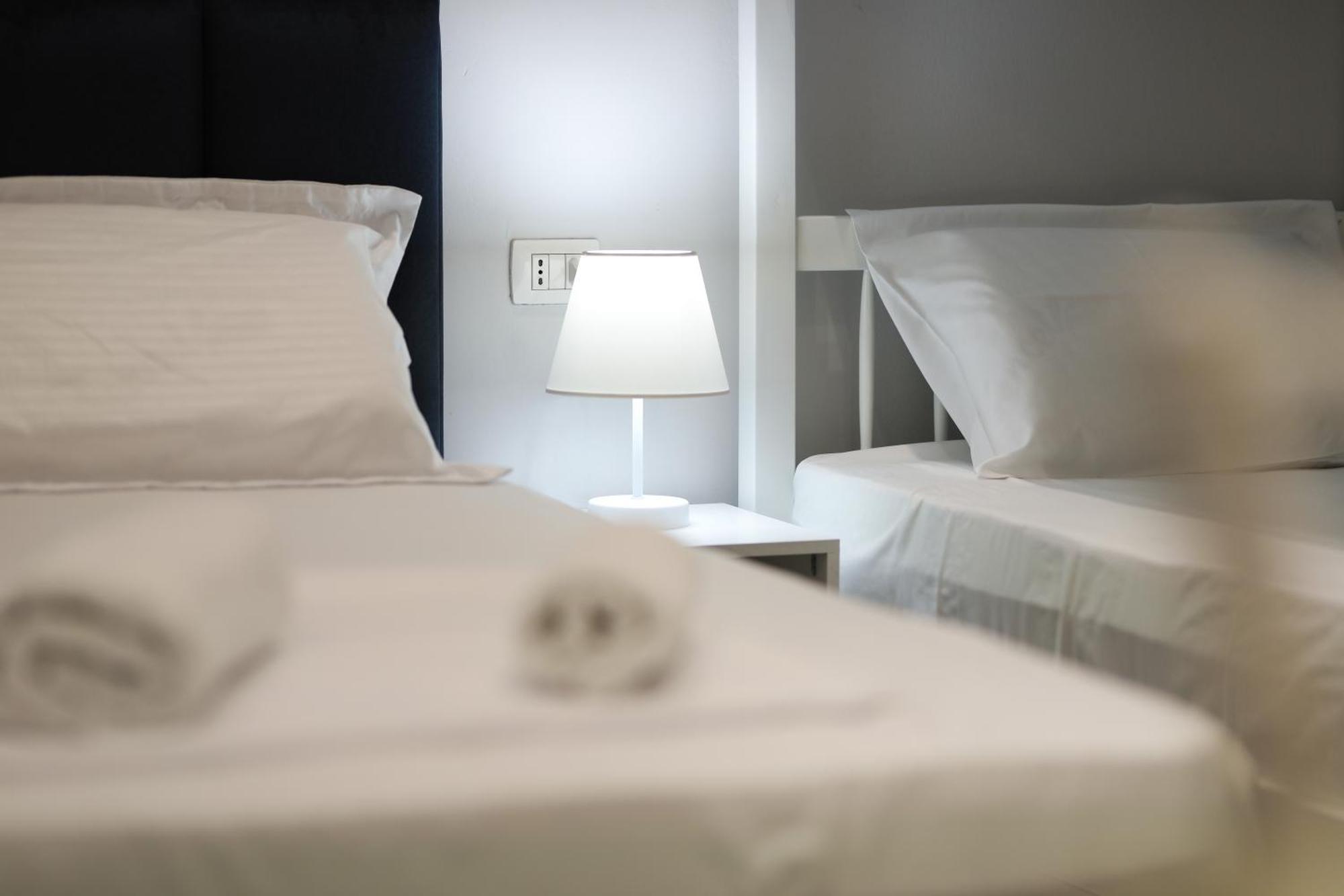 Vila Feliz - Premium Rooms With Free Private Parking Vlorë 외부 사진